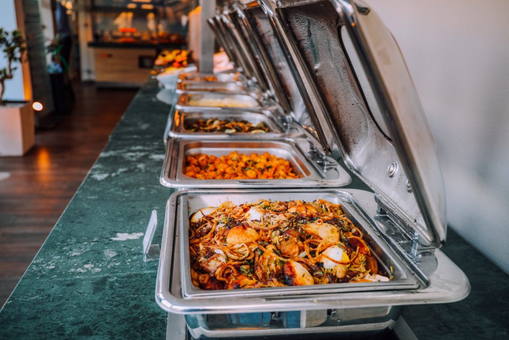 Food Truck Catering Options and Styles: Plated, Family, Buffet