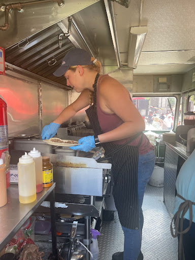Staying Cool In A Food Truck 2